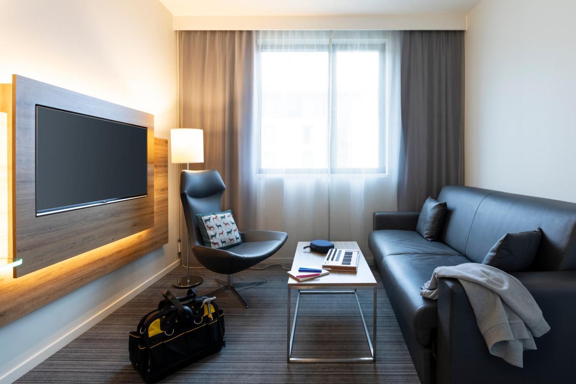 Hotel Moxy Milan Malpensa Airport Case Nuove  Esterno foto