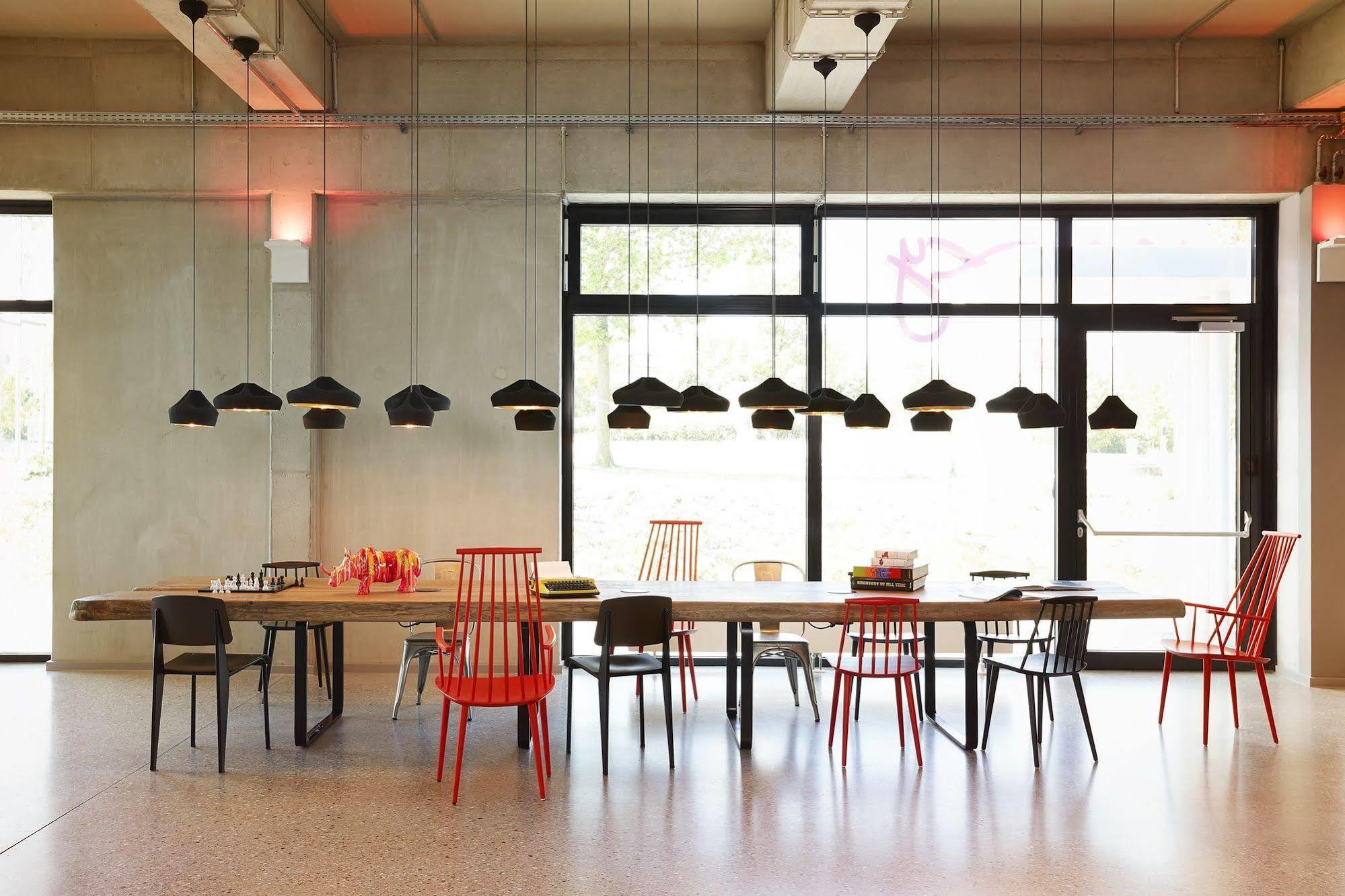 Hotel Moxy Milan Malpensa Airport Case Nuove  Esterno foto