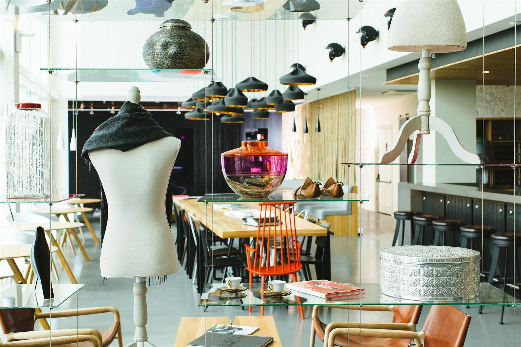 Hotel Moxy Milan Malpensa Airport Case Nuove  Esterno foto